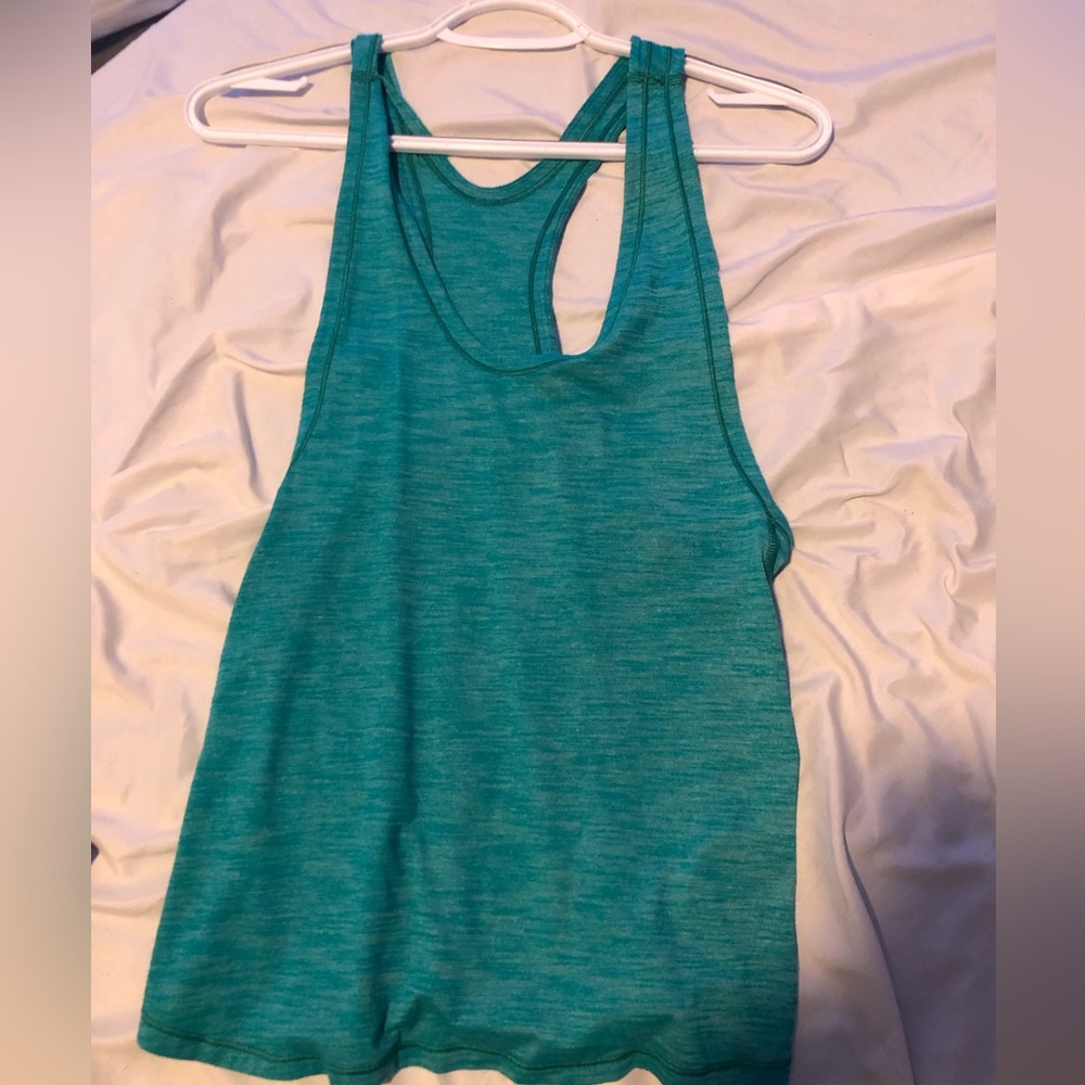 Lululemon tank